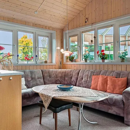 Awesome In W/ 2 Bedrooms * Sjolund