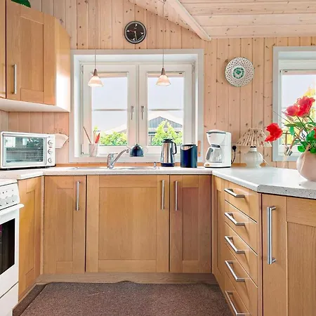 Awesome In W/ 2 Bedrooms * Sjolund